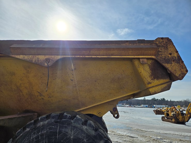 komatsu-hm400-2-image-33