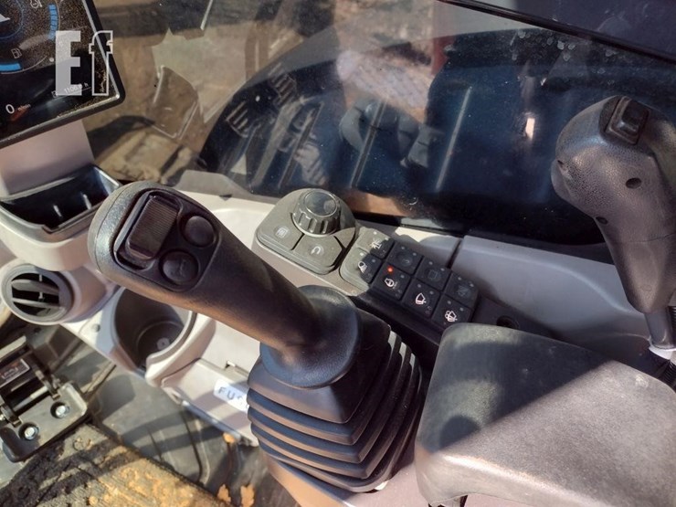 kubota-kx057-5-image-8