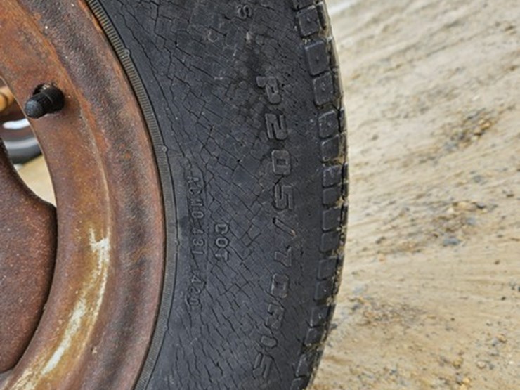 new-holland-131-image-20