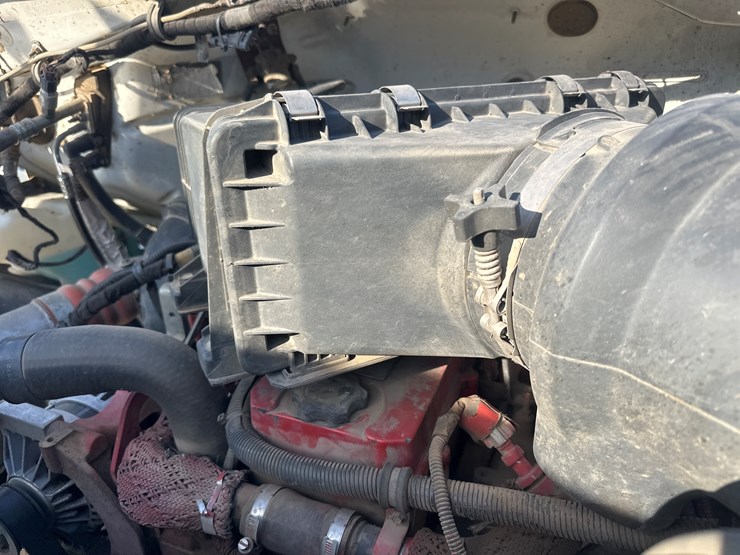 2012-ford-f650-image-38