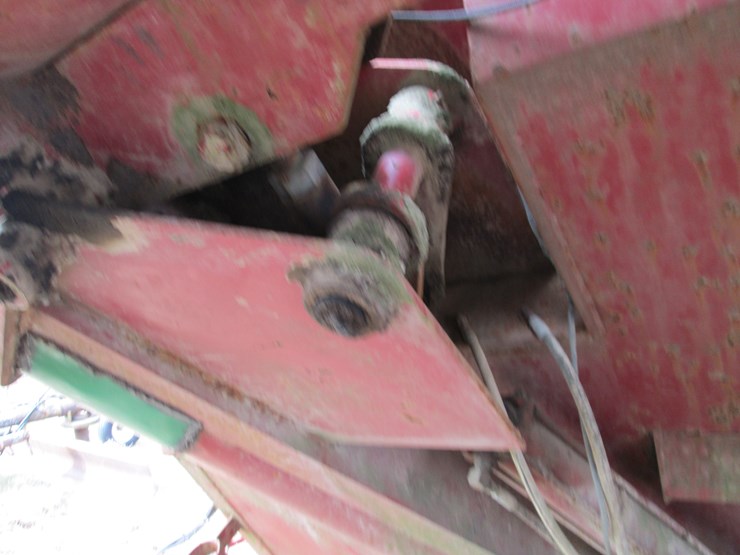 #27351-•-brandt-gpc1700-1700bu-grain-cart-301-image-14