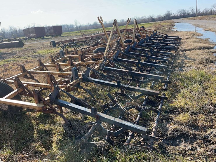 taylor-32'-field-cultivator,-needs-parts-image-4