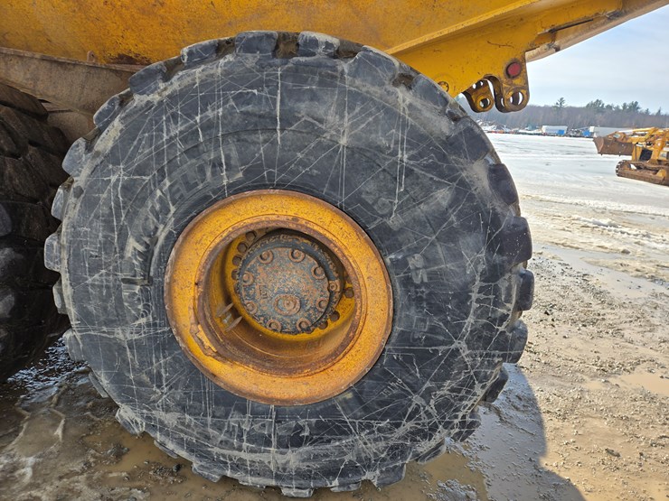 komatsu-hm400-2-image-70