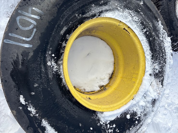 #4071-•-15.5l-16-with-rim-image-1