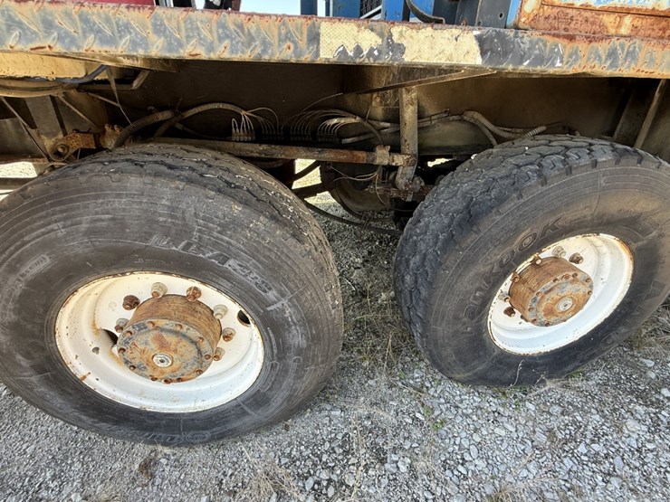 2007-moor-rig-xj60-dd-104'-200k-5-axle-well-service-workover-rig-image-13