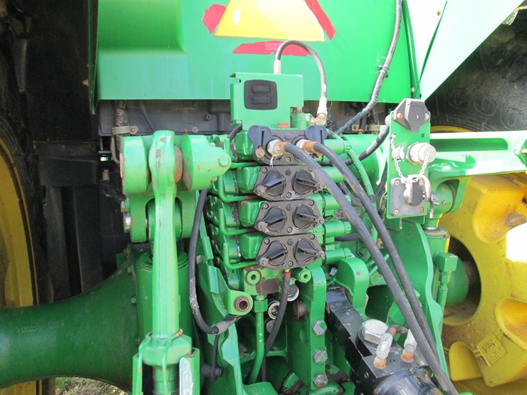 john-deere-8420-image-8
