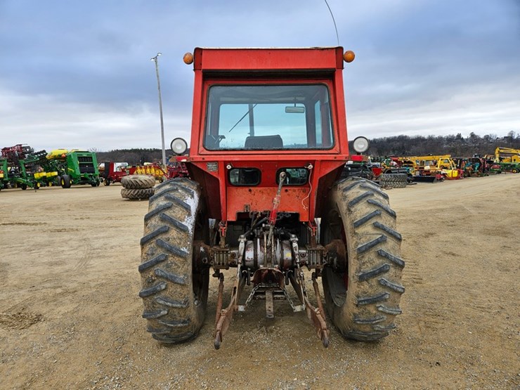 massey-ferguson-1085-image-4