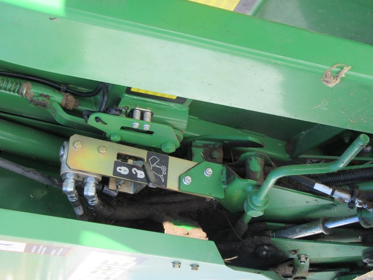 john-deere-468-image-12