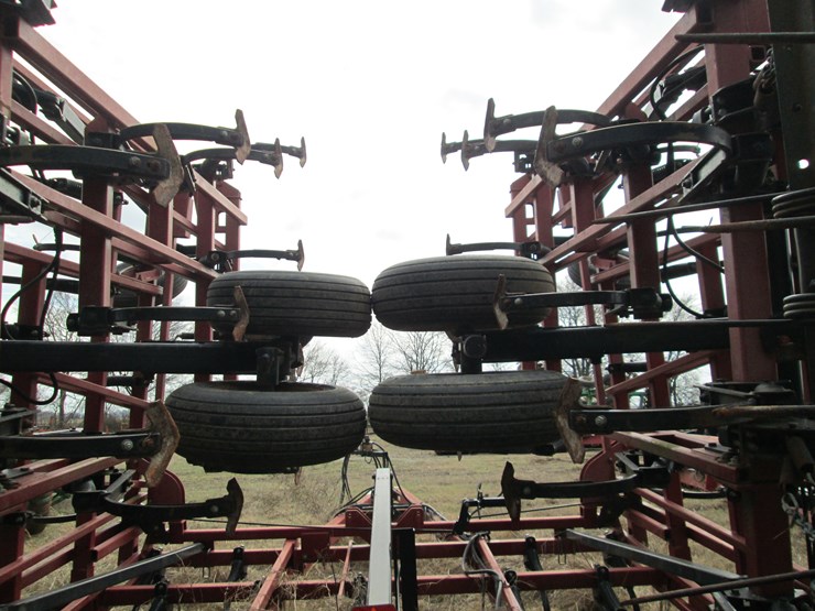 case-ih-200-image-15