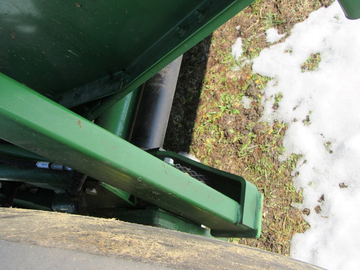 john-deere-468-image-13