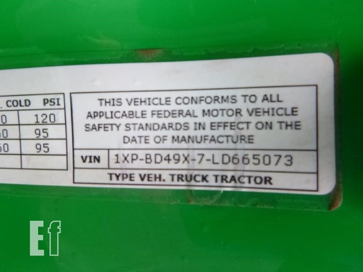 2020-peterbilt-579-image-5