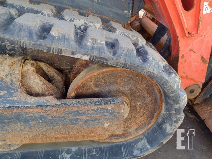 kubota-svl65-2-image-32