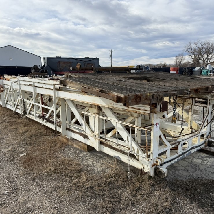 2006 TAYLOR 104-250K LBS DERRICK