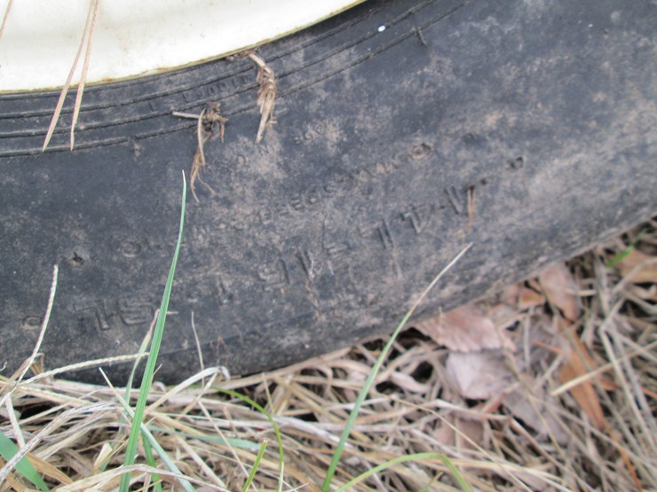 #27354-•-mallett-pull-type-spreader-image-21