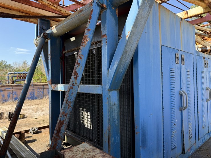 2007-moor-rig-xj60-dd-104'-200k-5-axle-well-service-workover-rig-image-44