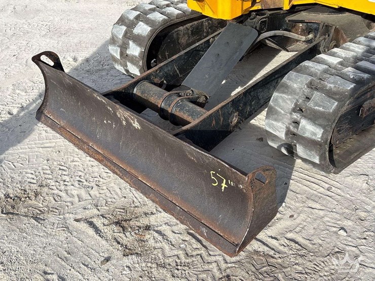 caterpillar-302.5c-image-14