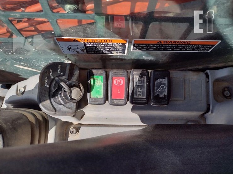 kubota-svl75-2-image-8