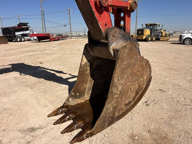 2018-link-belt-300-x4-image-6