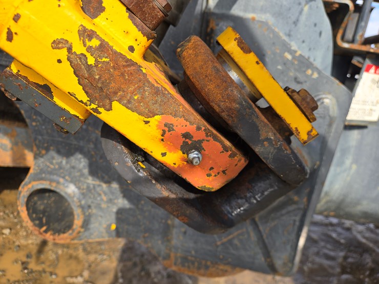 komatsu-hm400-2-image-29