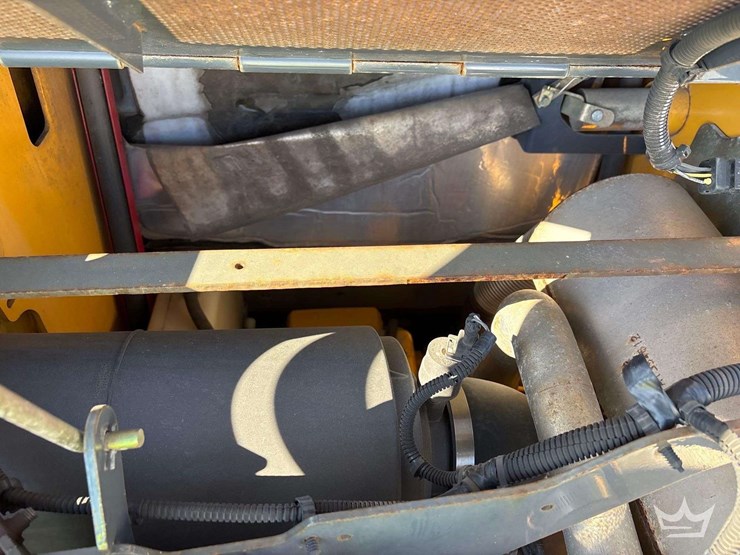 2012-deere-328d-image-17