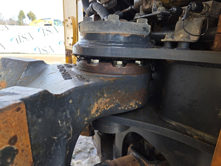 komatsu-hm400-2-image-19