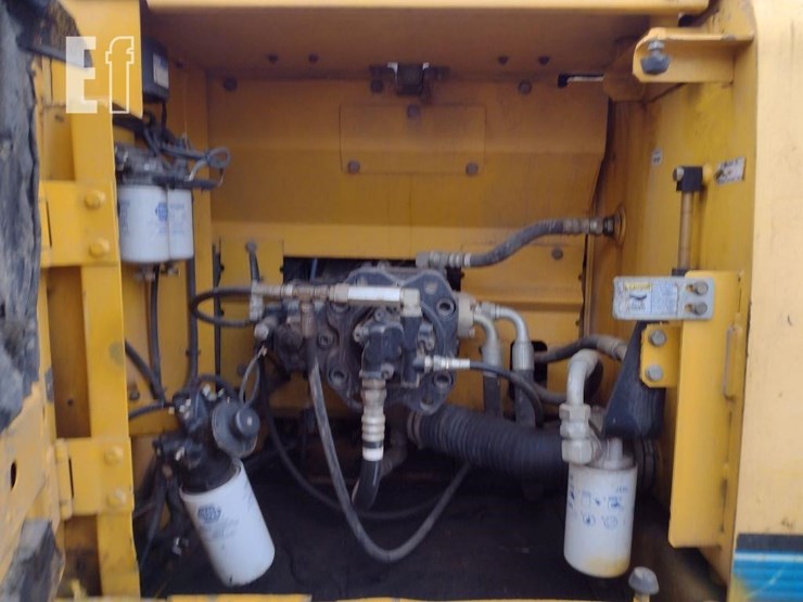 2009-kobelco-sk210-8e-image-42