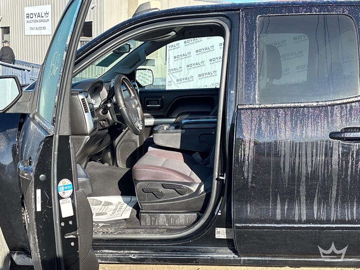 2019-chevrolet-silverado-1500-image-15