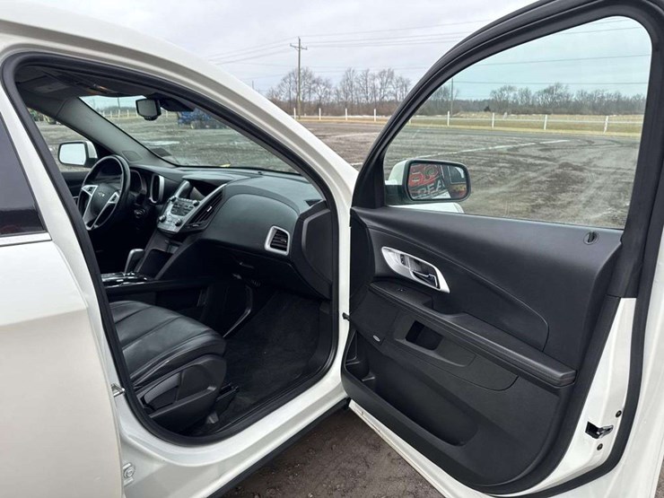 2014-chevrolet-equinox-lt-image-20