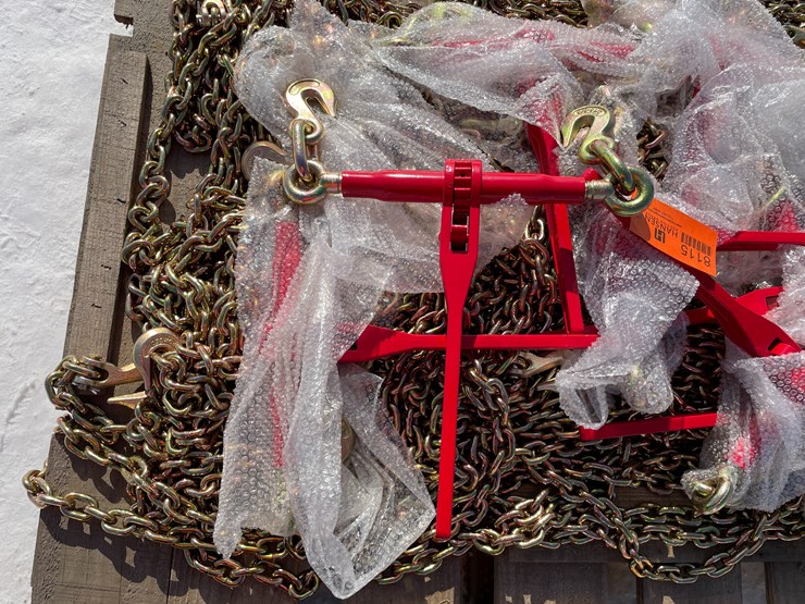 #8115-•-chains-and-ratchet-binders-5400-lbs-set-image-6