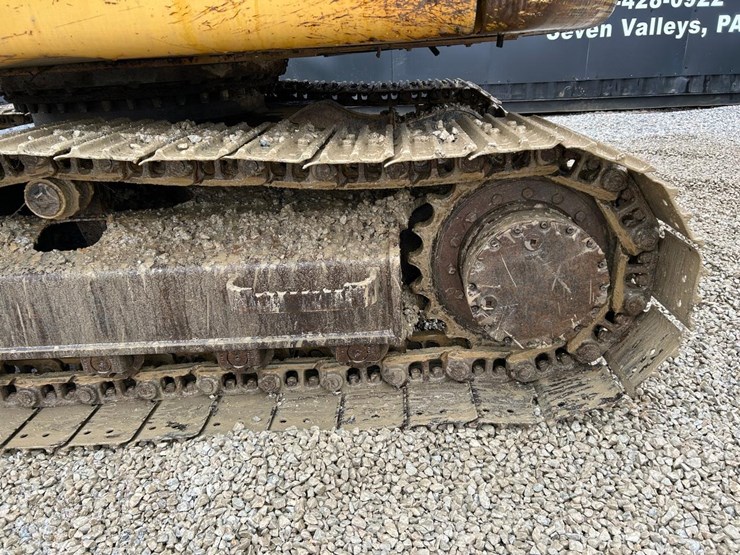 caterpillar-311c-image-17