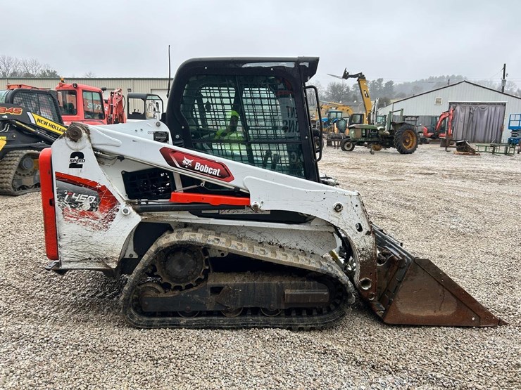 2023-bobcat-t450-image-5