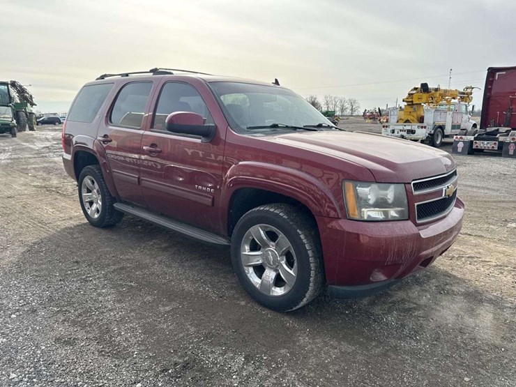 2010-chevrolet-tahoe-lt-image-6