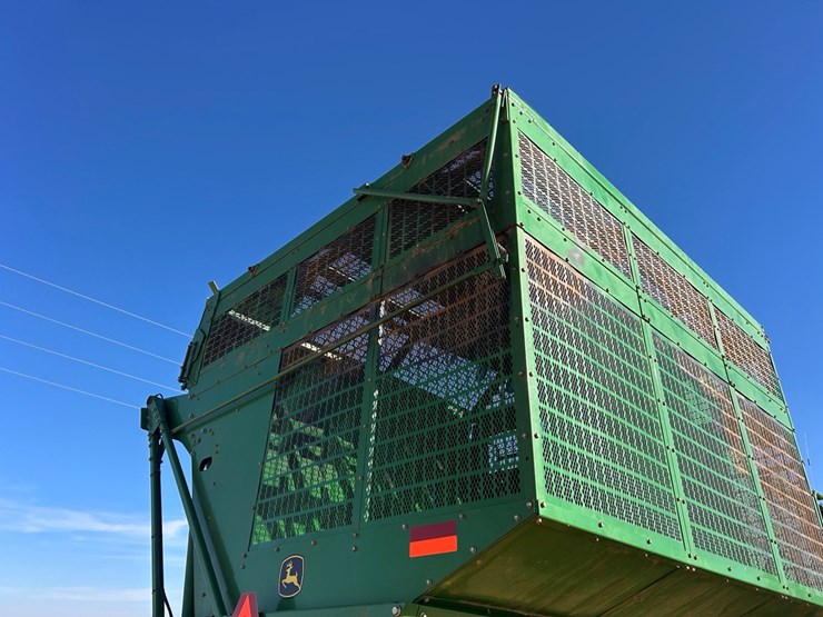 john-deere-7460-image-24