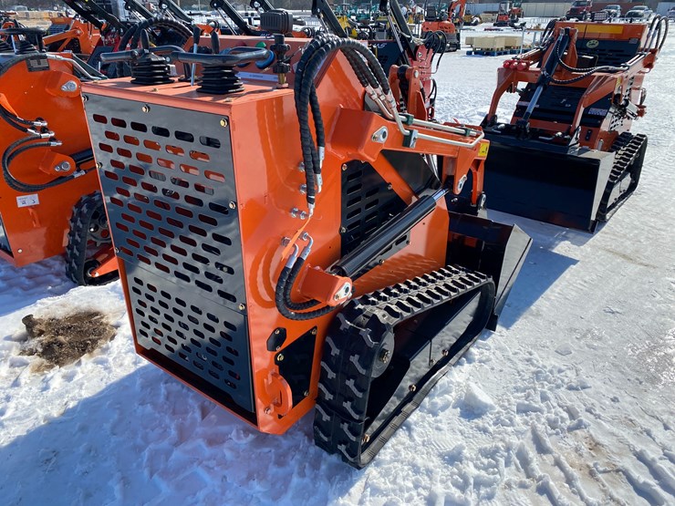 #5338-•-ats-2025-mini-skid-steer-loader-t460-image-1