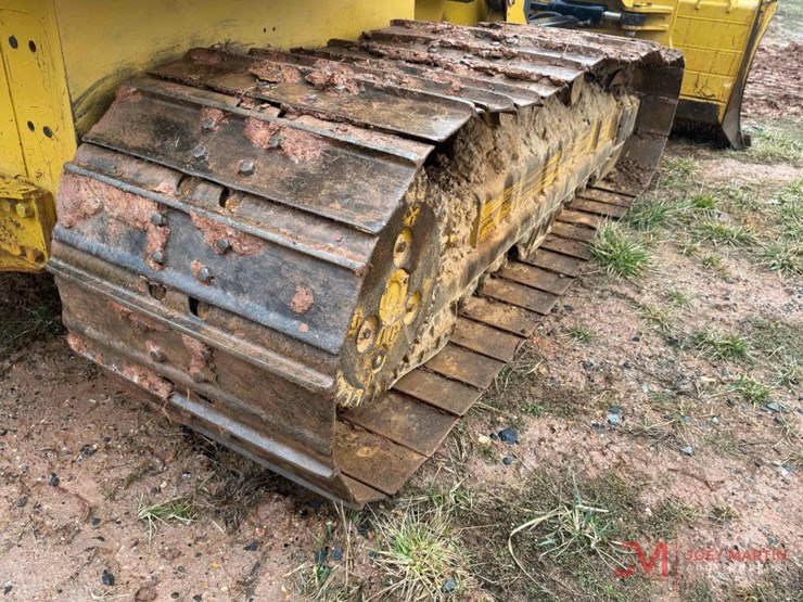 2017-caterpillar-d6k2-lgp-image-17