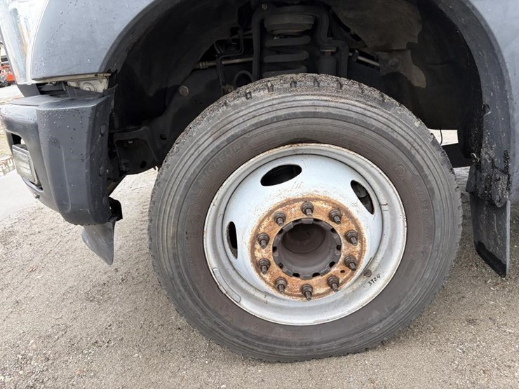 2012-ford-f550-image-6