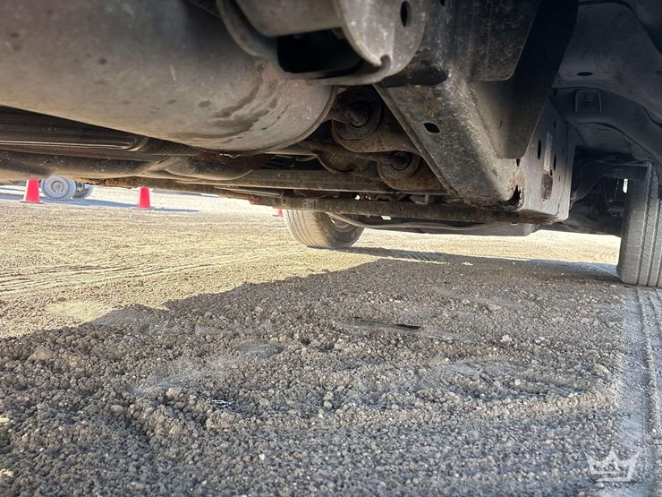 2017-ford-f150-image-21