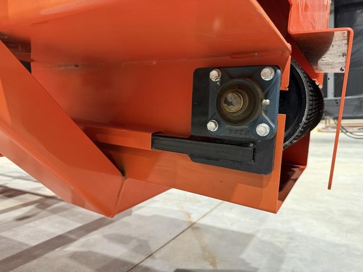 2024-multitek-24'-stacking-belt-conveyor-image-6