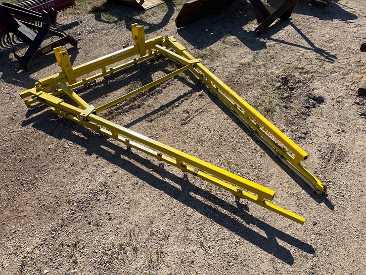 #01049-•-3-point-spray-boom-image-1