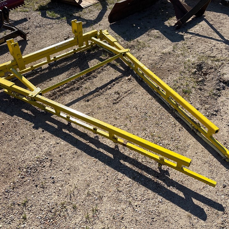 #01049 • 3 POINT SPRAY BOOM