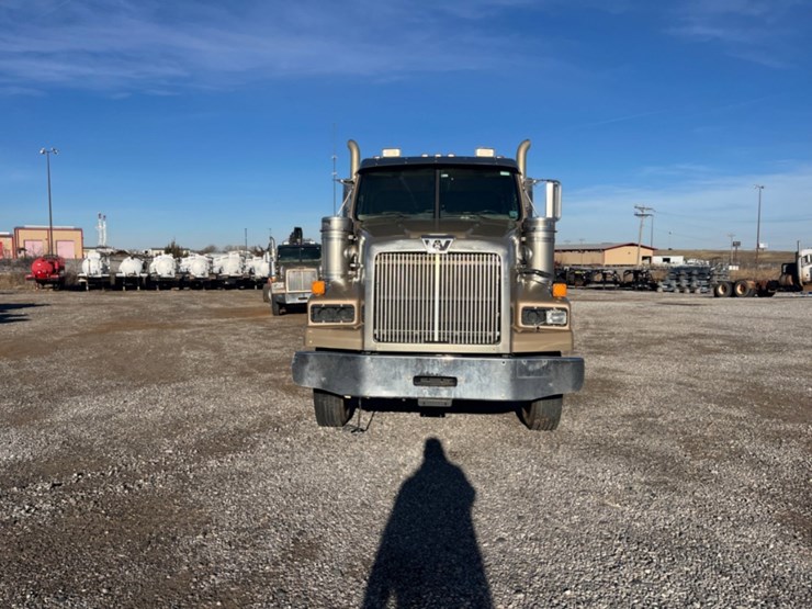 2012-western-star-4900-image-2