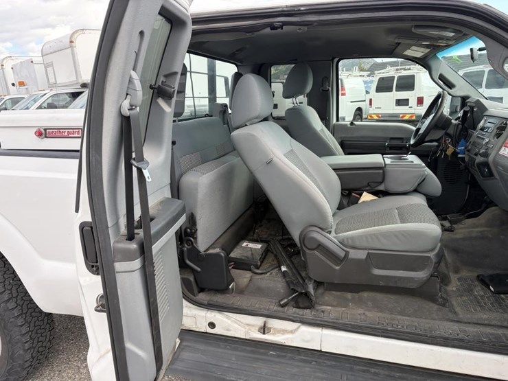 2011-ford-f350-image-10