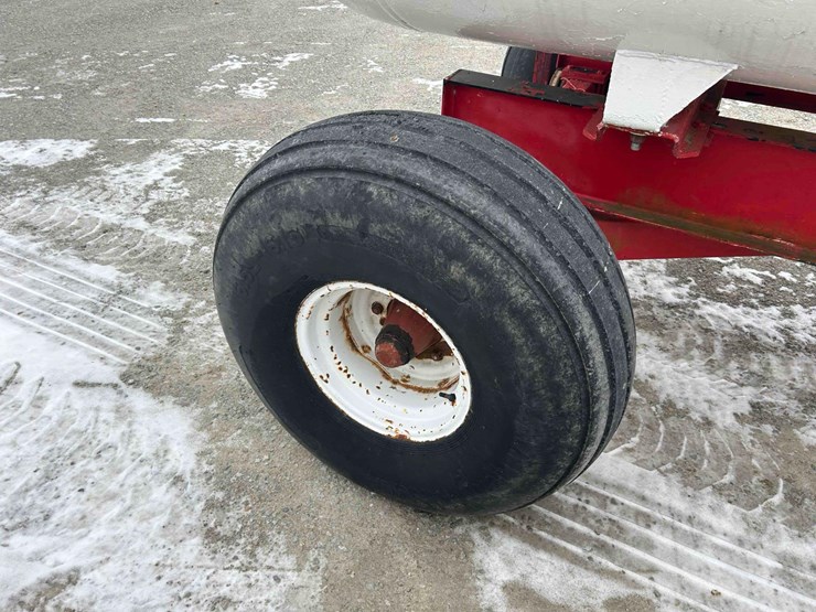 ag-systems-twin-1000-gal.-nh3-tanks-on-gear-#17-image-14