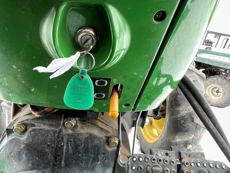 2001-john-deere-5205-image-32