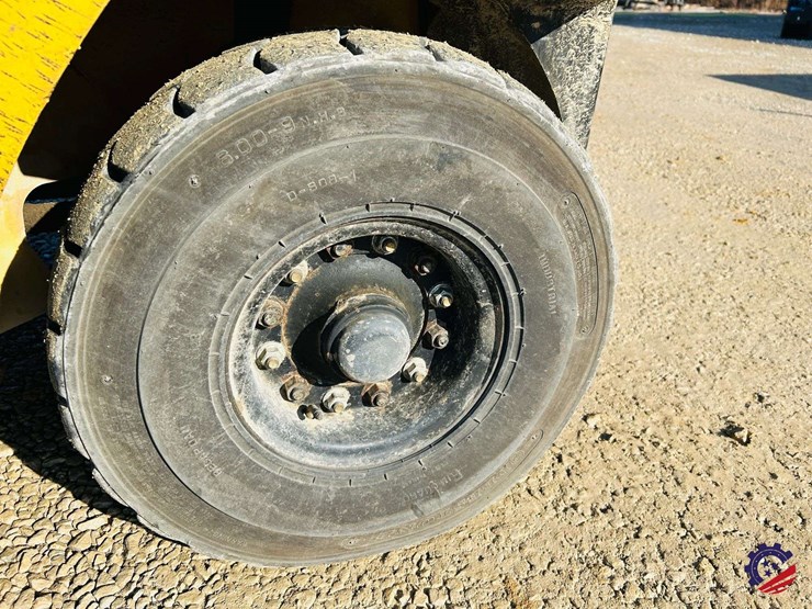 caterpillar-gp25-image-12