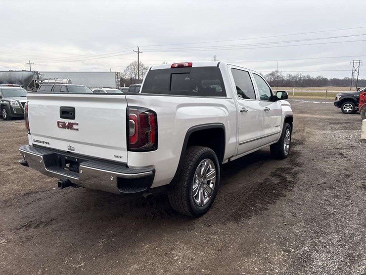 2018-gmc-1500-image-5