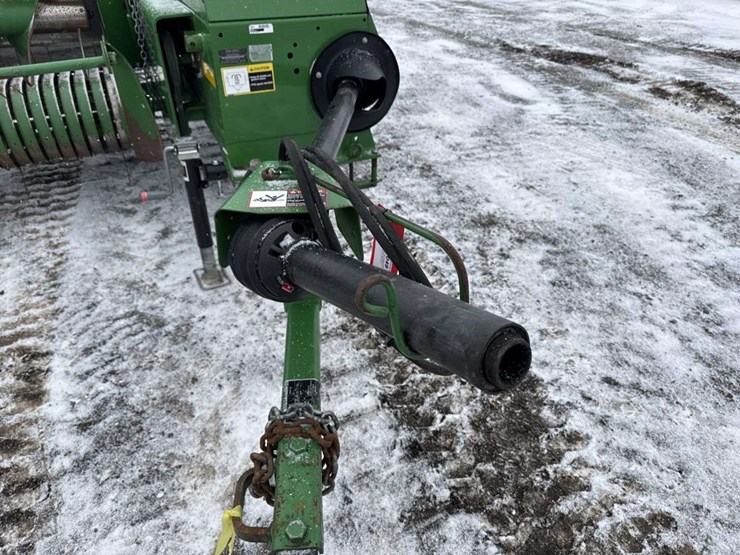 john-deere-348-image-12