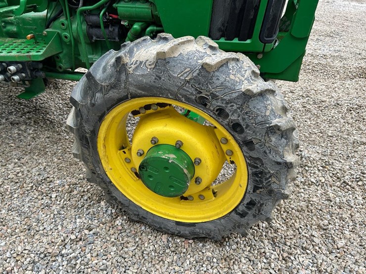 john-deere-5203-image-9
