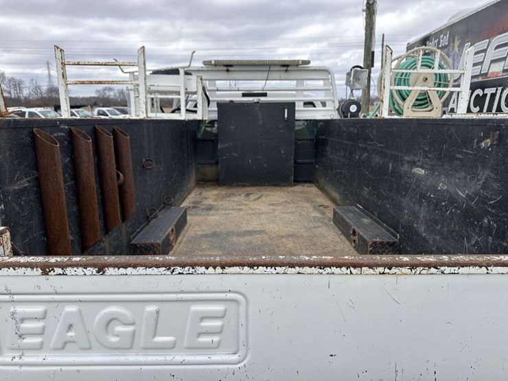 2007-ford-f550-image-17