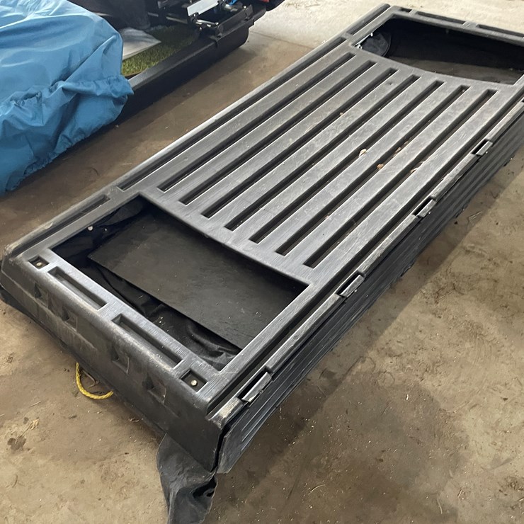 #7637 • Frabill Ice Fishing Shack